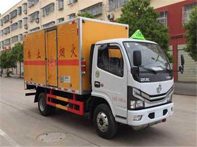 東風4.1米爆破器材運輸車
